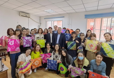 現代教育出版社舉辦“三八”國際婦女節主題實踐活動 展巾幗風采促文化交融